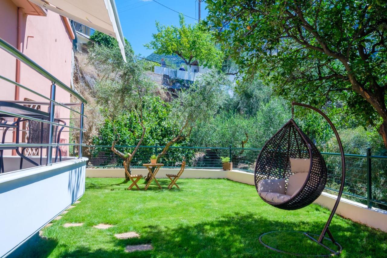 Almyros Aktis Private Garden Apartment Kalamáta Buitenkant foto